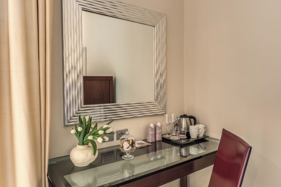 Deluxe Double or Twin Room | 1 bedroom, Egyptian cotton sheets, premium bedding, down comforters