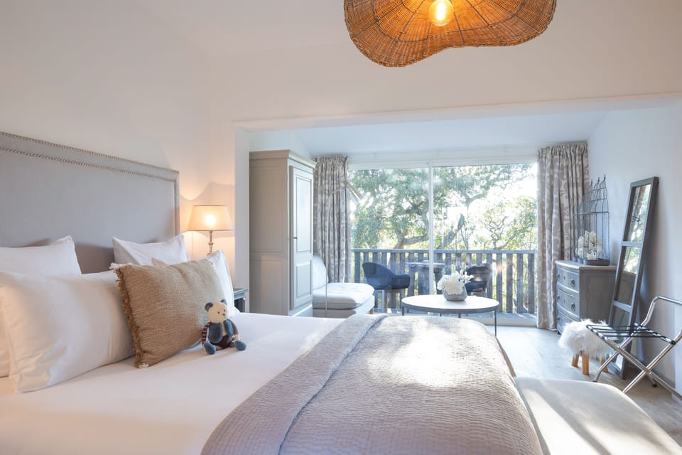 Comfort Double Room | Premium bedding, pillowtop beds, minibar, in-room safe