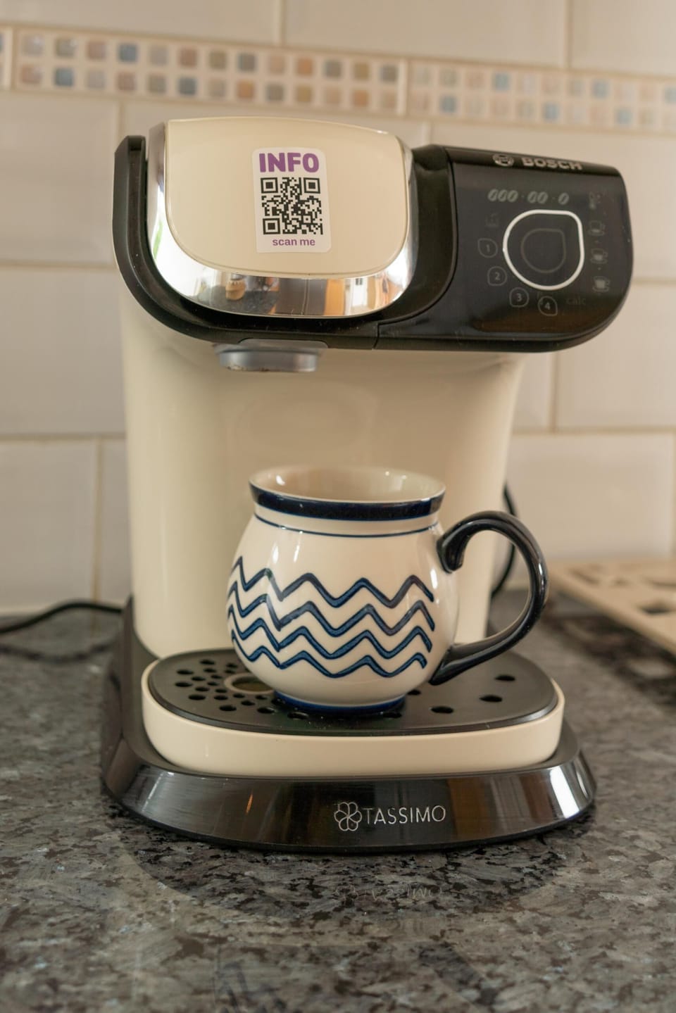 Apartment, Ensuite, Sea View (7 Min Walk To Beach) | Shared kitchen | Highchair