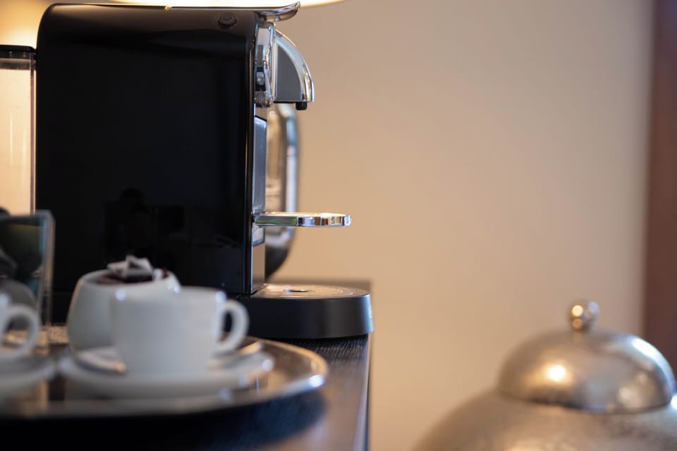 Suite | Minibar, in-room safe, desk, free WiFi