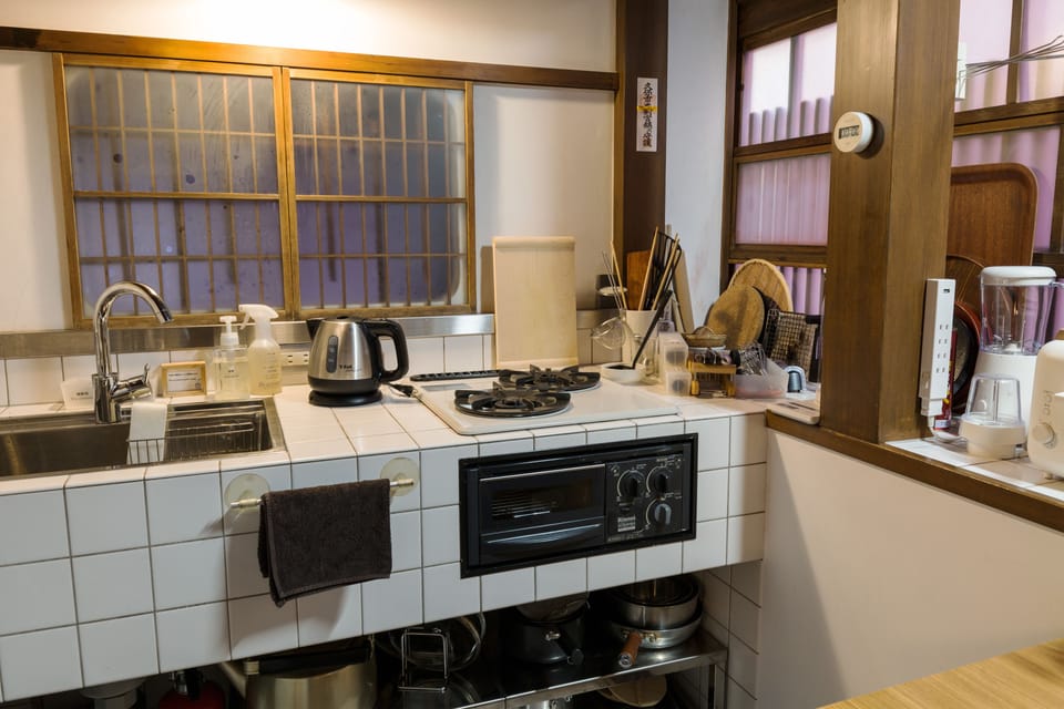 Traditional Room (Japanese-Style) | Private kitchen | Fridge, microwave, stovetop, dishwasher