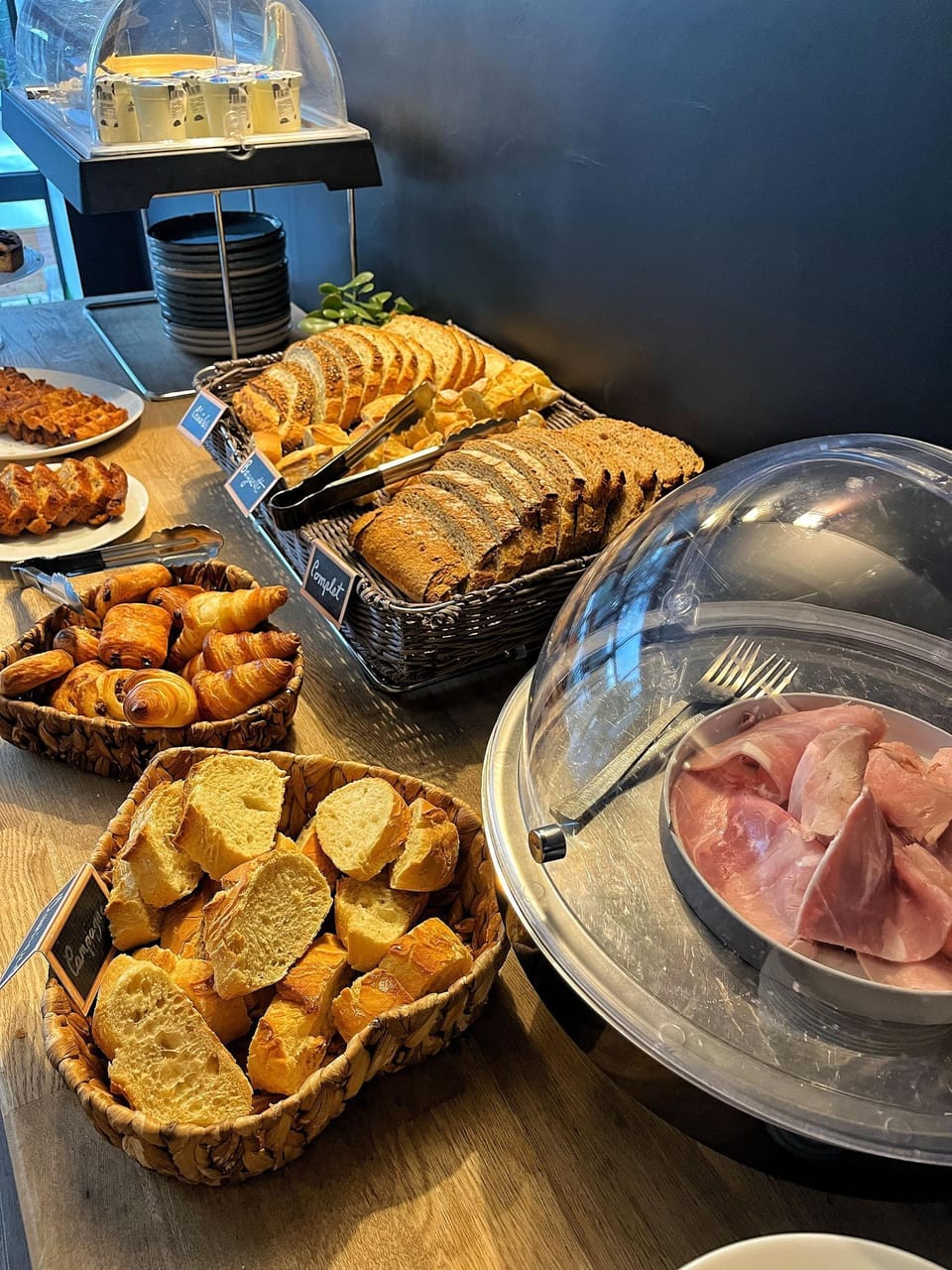 Daily continental breakfast for a fee