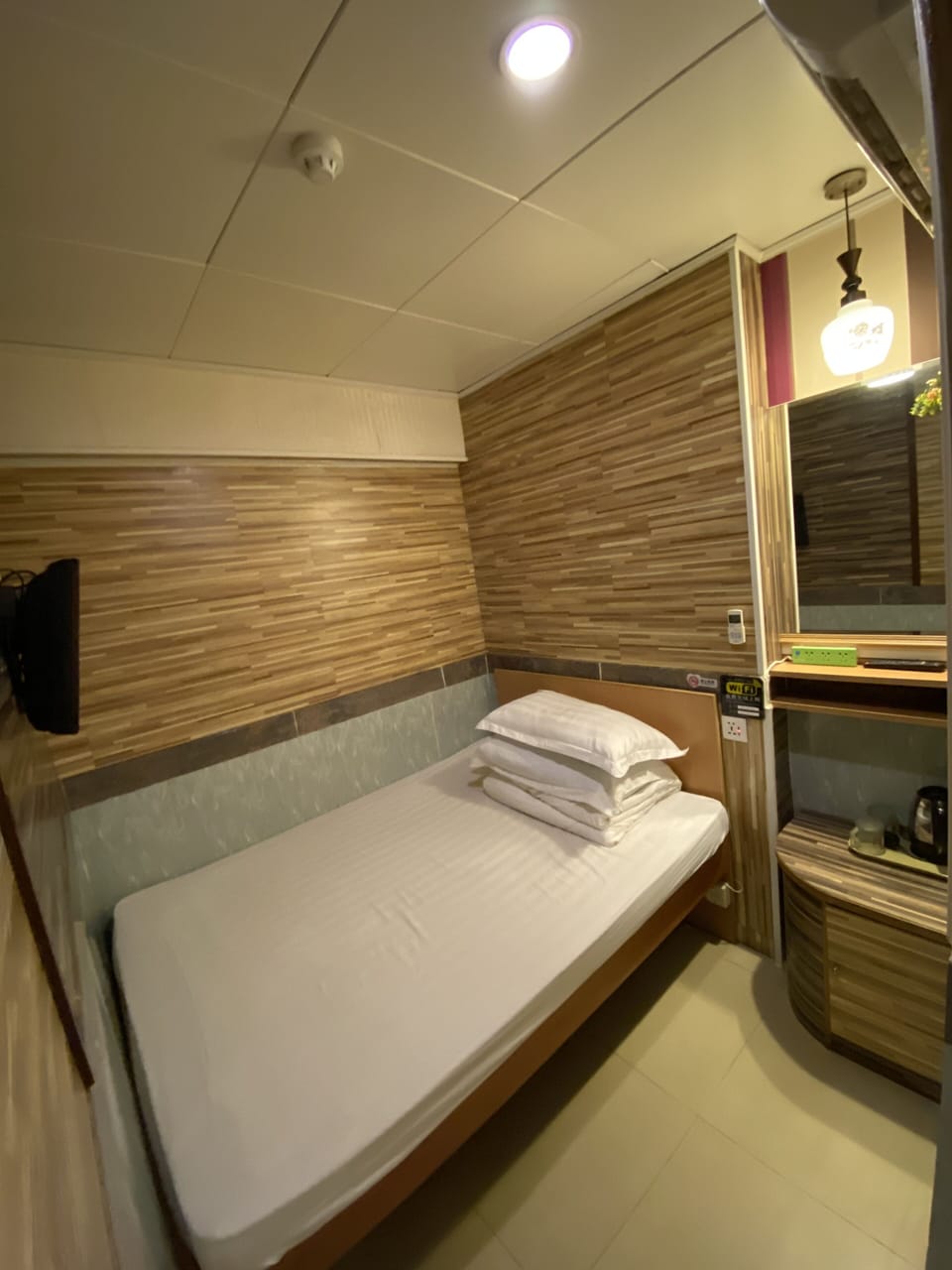 Double Room | Premium bedding, free WiFi, bed sheets