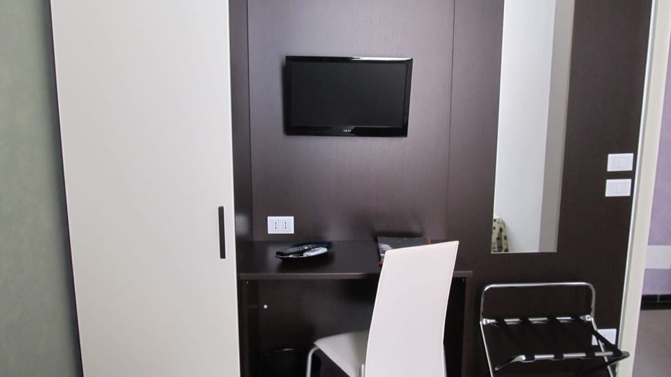 Camera con letto matrimoniale o 2 letti singoli | Room amenity