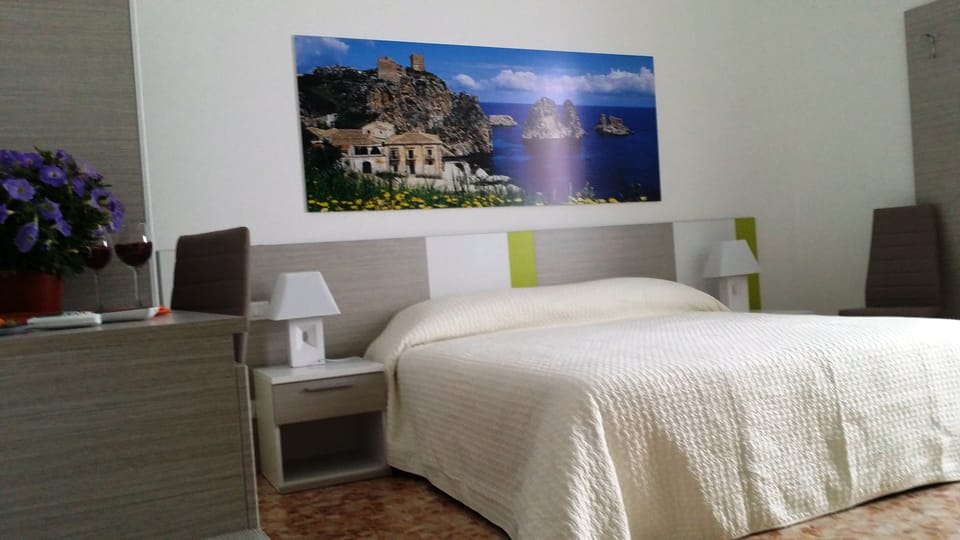 Camera con letto matrimoniale o 2 letti singoli | Premium bedding, individually furnished, desk, soundproofing