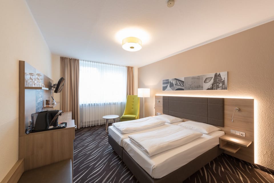 Superior Double Room | Hypo-allergenic bedding, minibar, in-room safe, individually decorated