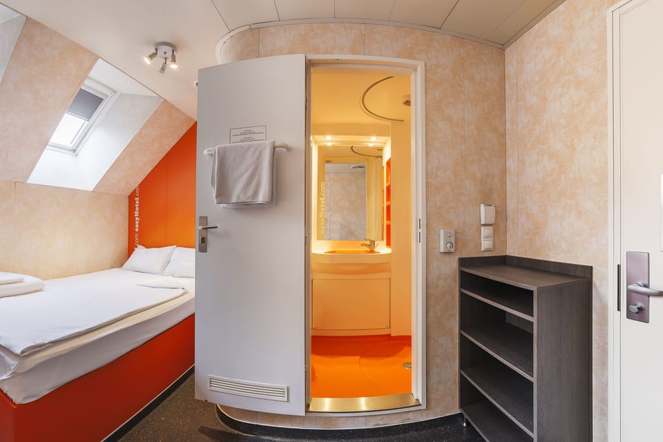Small Double room | Bathroom sink