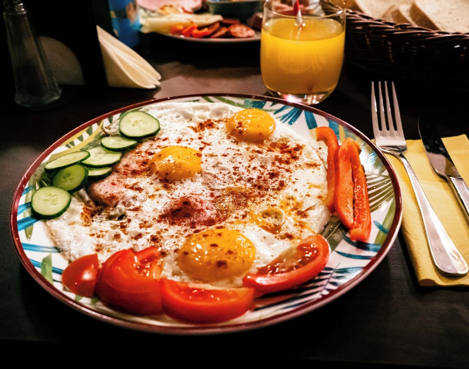 Daily cooked-to-order breakfast for a fee