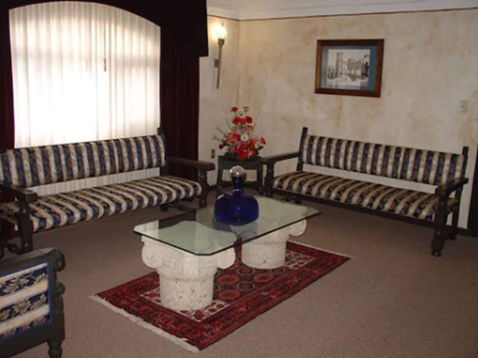 Standard Room | Living area | TV