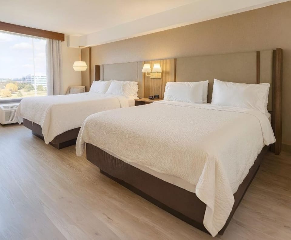 In-room safe, desk, iron/ironing board, free cribs/infant beds