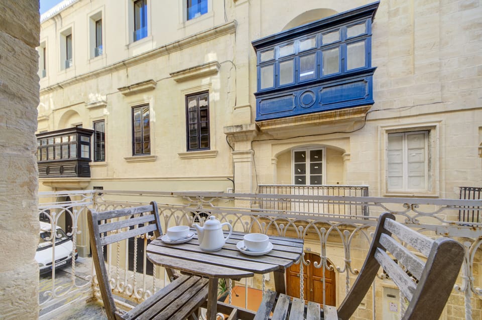 Signature Apartment | Balcony view