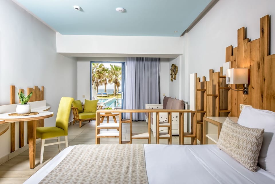 Junior Suite, Private Pool, Sea Facing | In-room safe, soundproofing, free cribs/infant beds, free WiFi