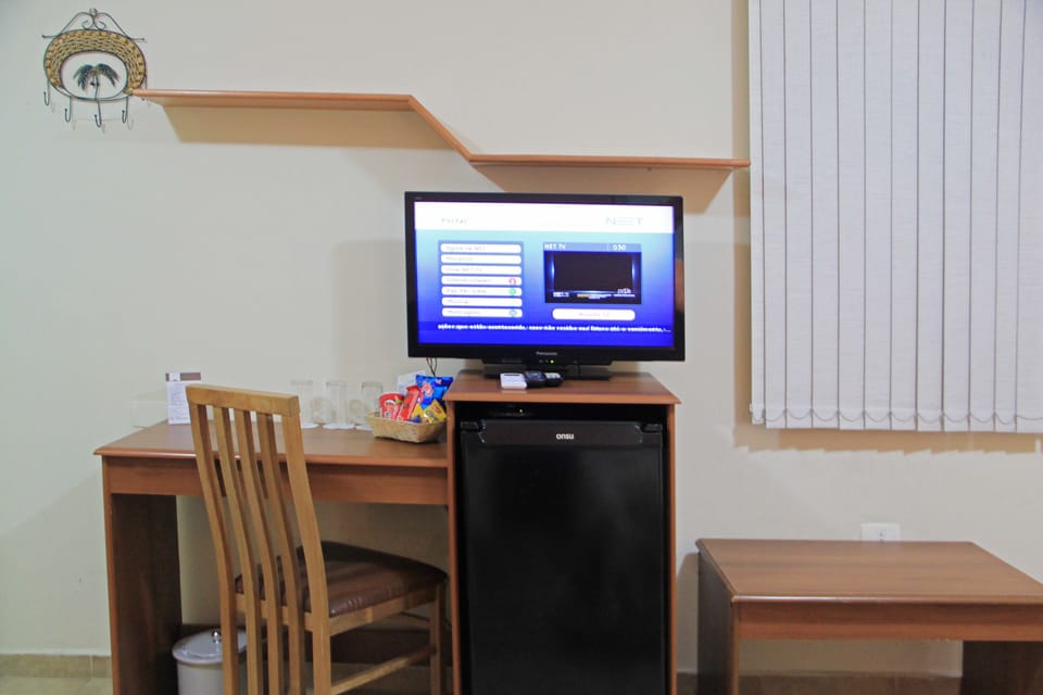 Superior Quadruple Room, Non Smoking, Ensuite | Television