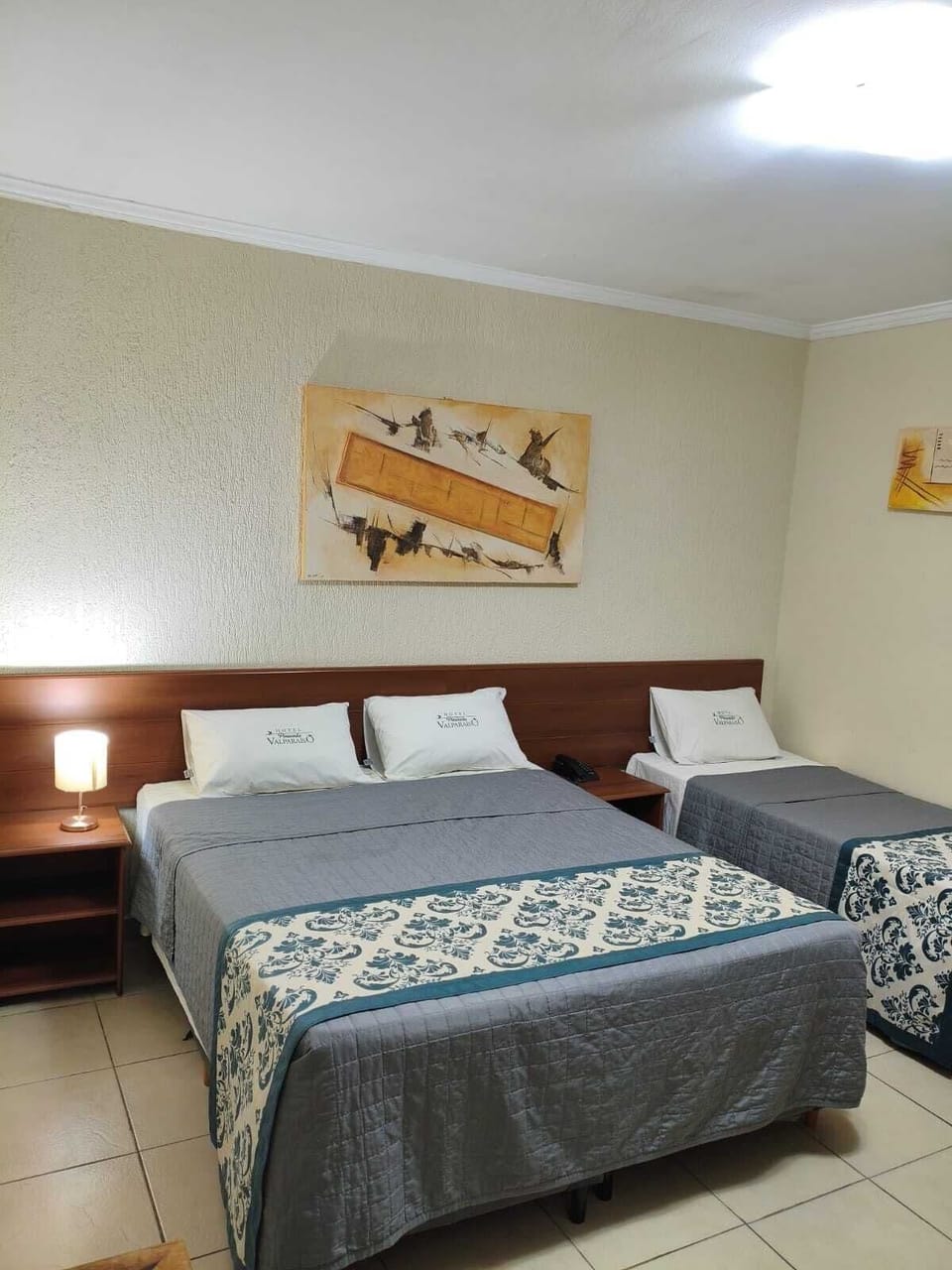 Deluxe Room, Non Smoking, Ensuite | Minibar, in-room safe, desk, laptop workspace