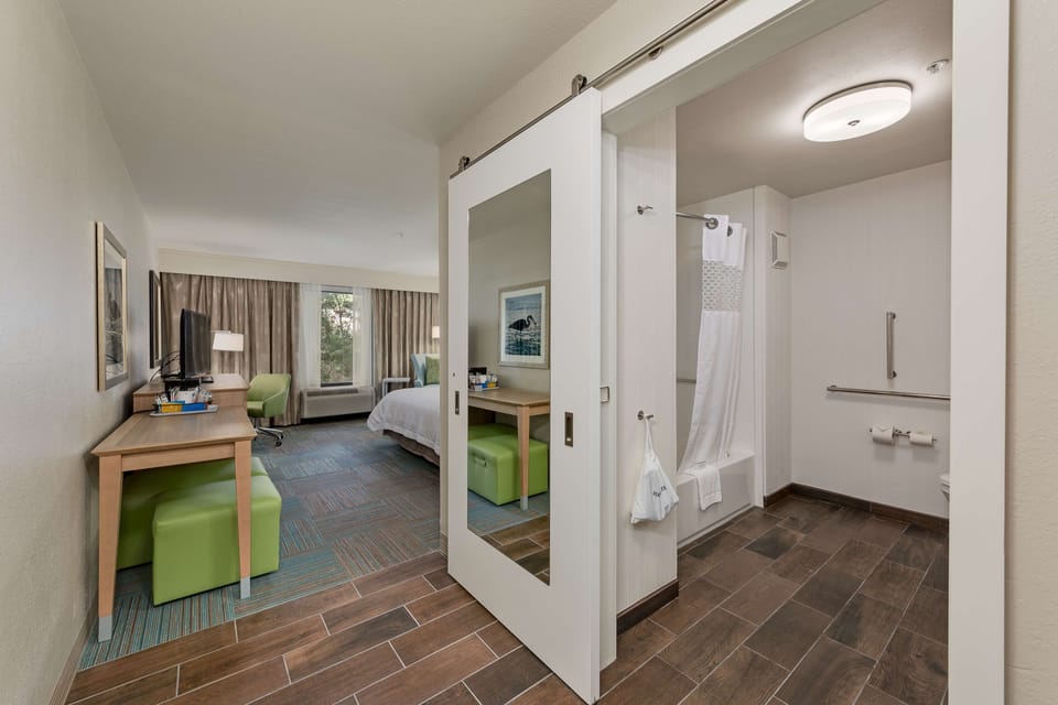 Pillowtop beds, cribs (free), rollaway beds (surcharge), WiFi (free)