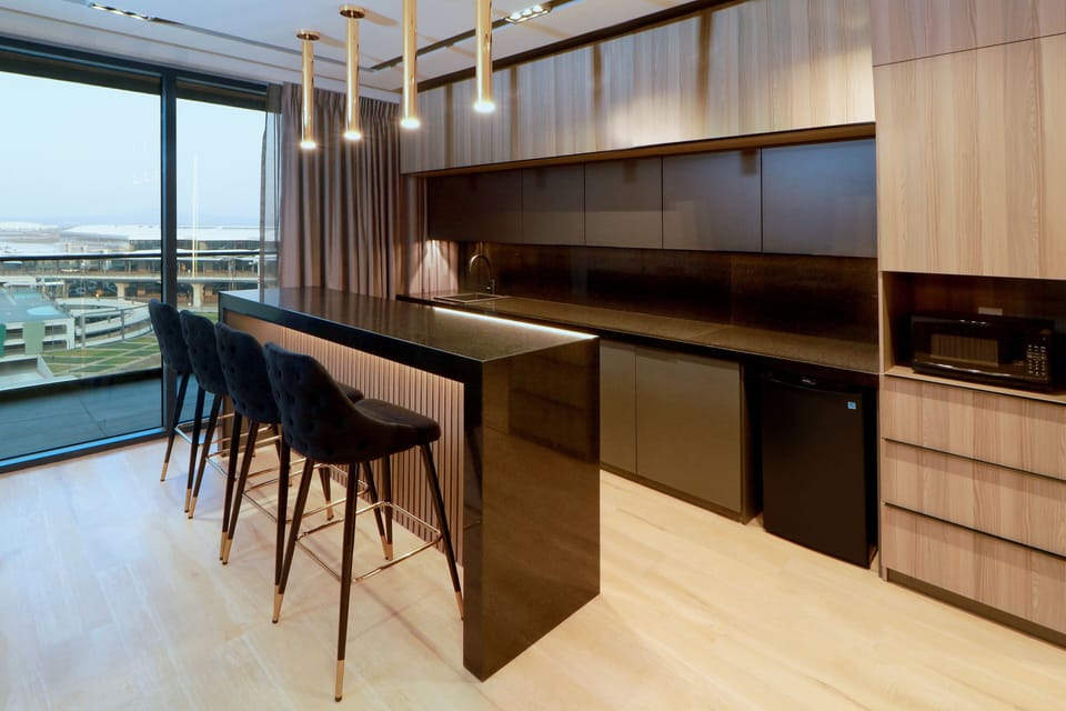 Presidential Suite, Kitchen (Living , Meeting, Billiards) | Minibar, in-room safe, desk, blackout drapes