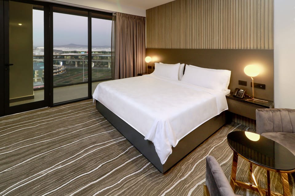 Minibar, in-room safe, desk, blackout drapes