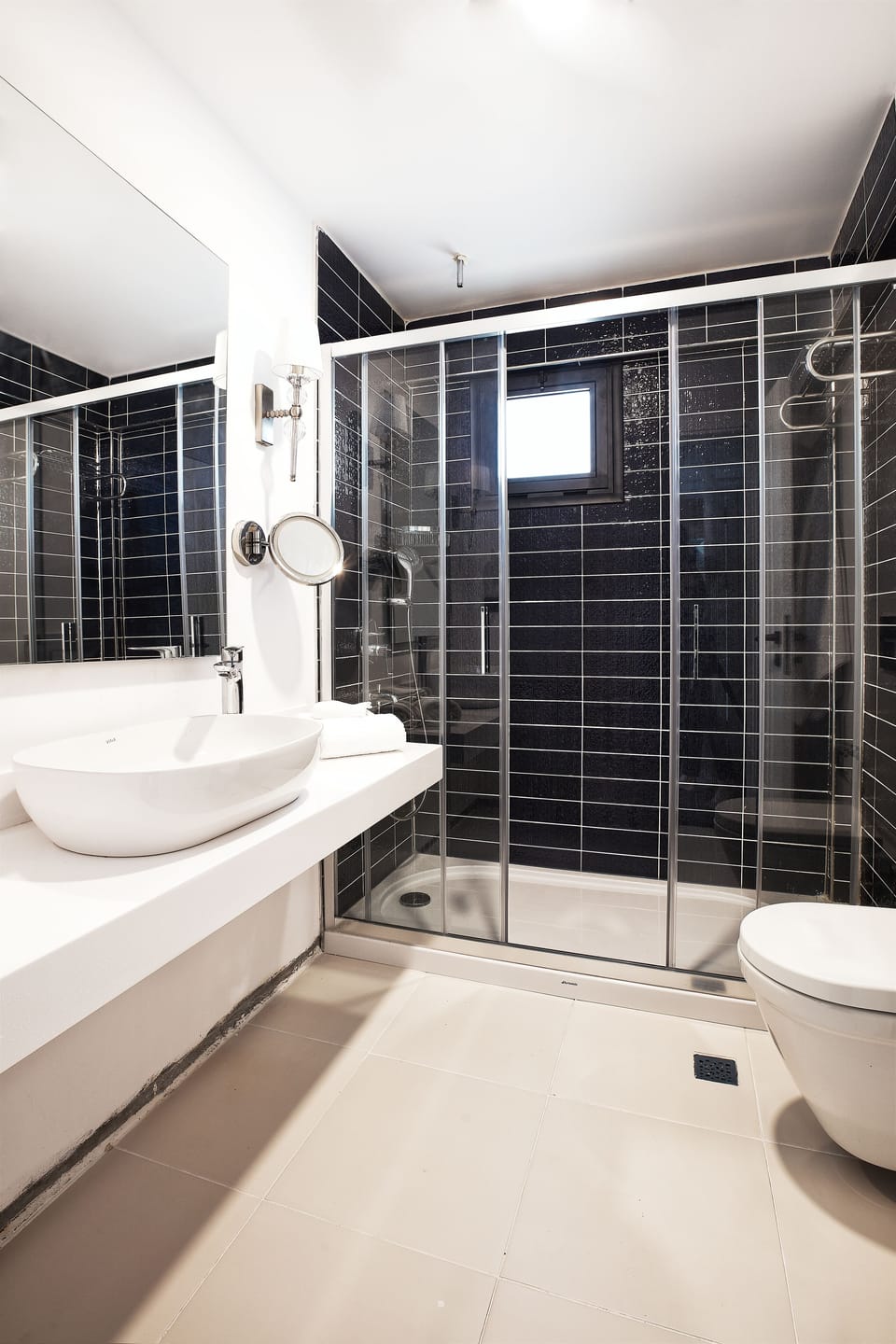 Economy Room | Bathroom | Shower, rainfall showerhead, free toiletries, hair dryer