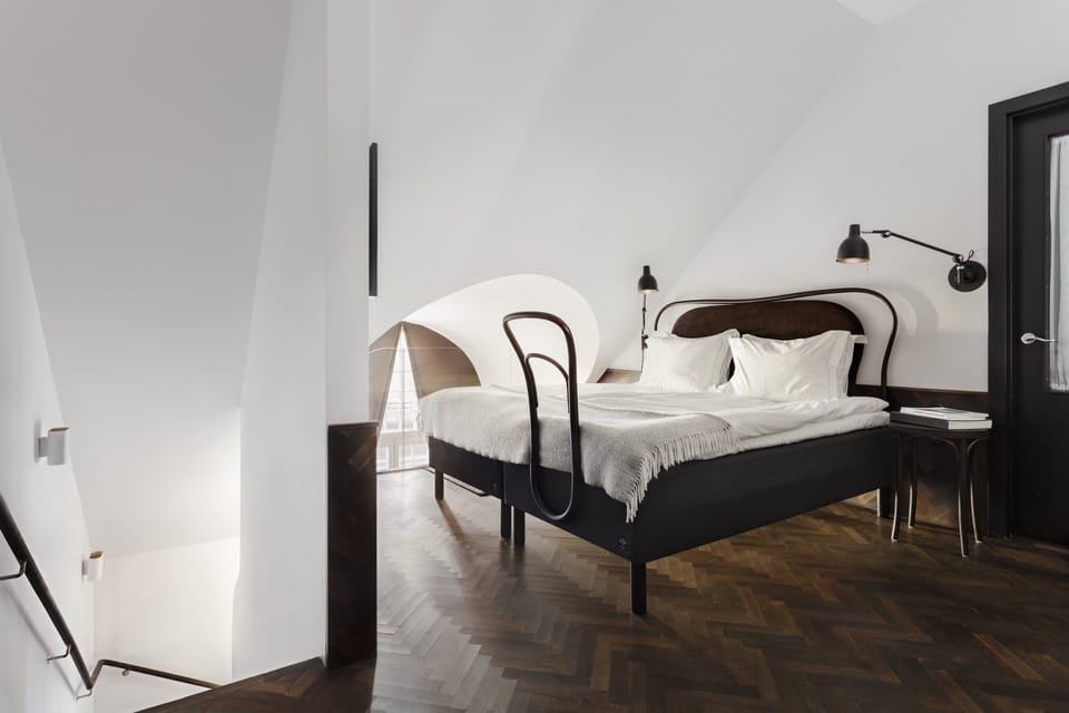 Suite (Etage) | In-room safe, iron/ironing board, free cribs/infant beds, free WiFi