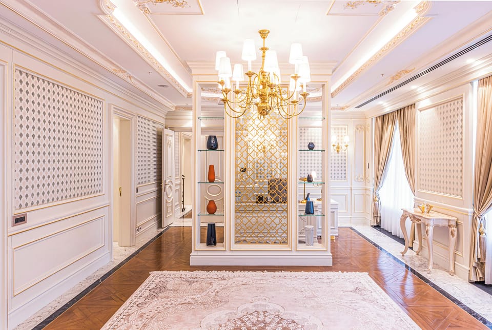 Presidential Suite | In-room business center