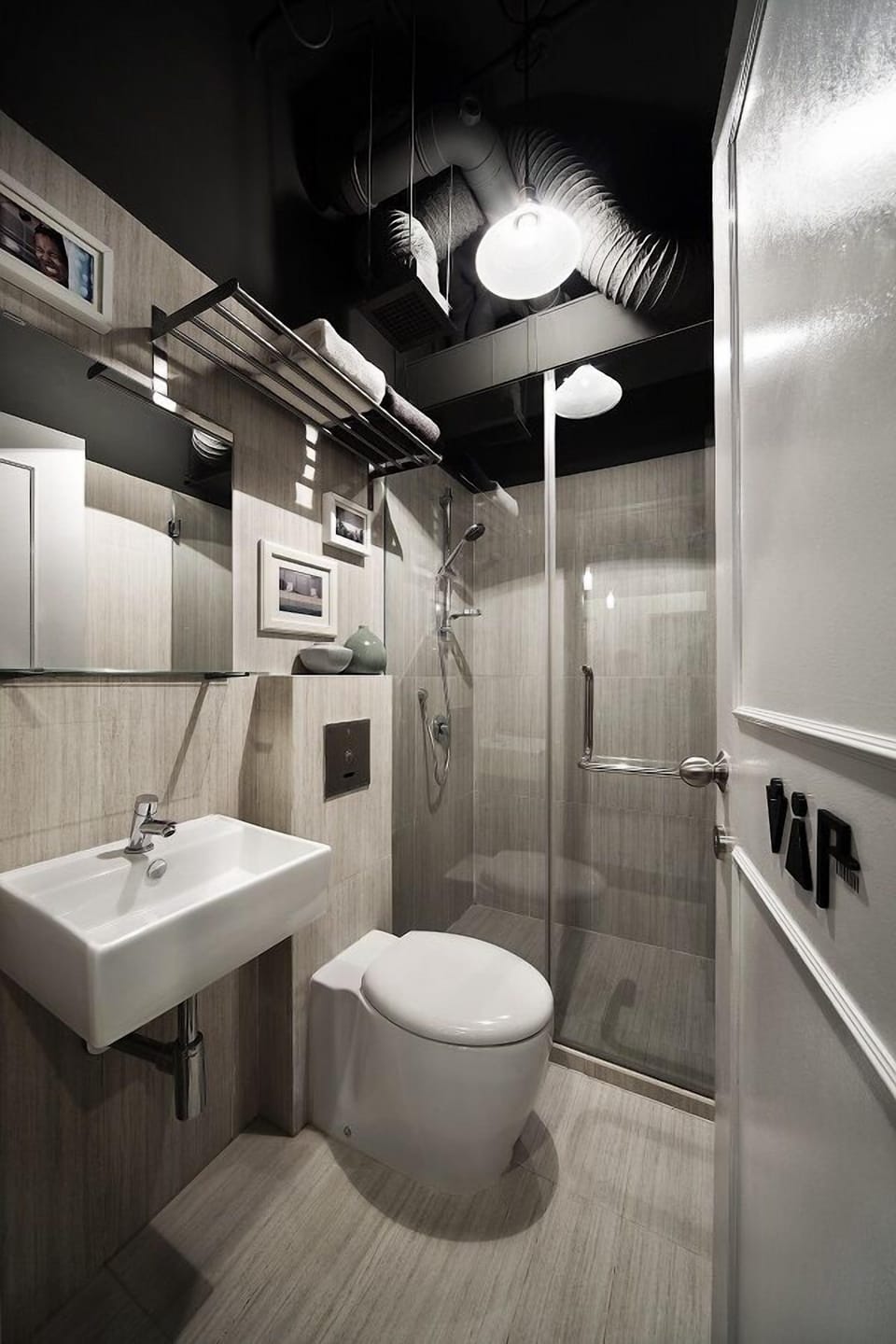 Shower, rainfall showerhead, towels