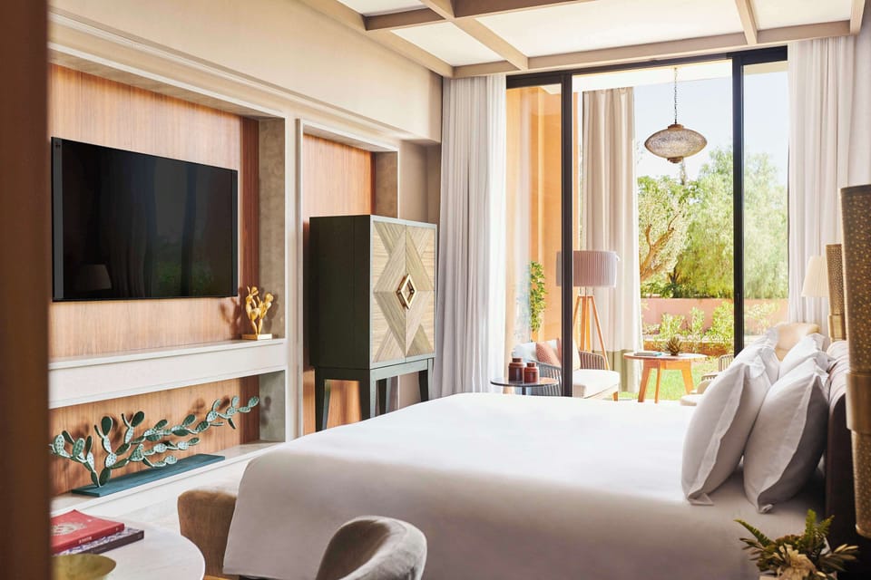 Room, 1 King Bed | Egyptian cotton sheets, premium bedding, down comforters