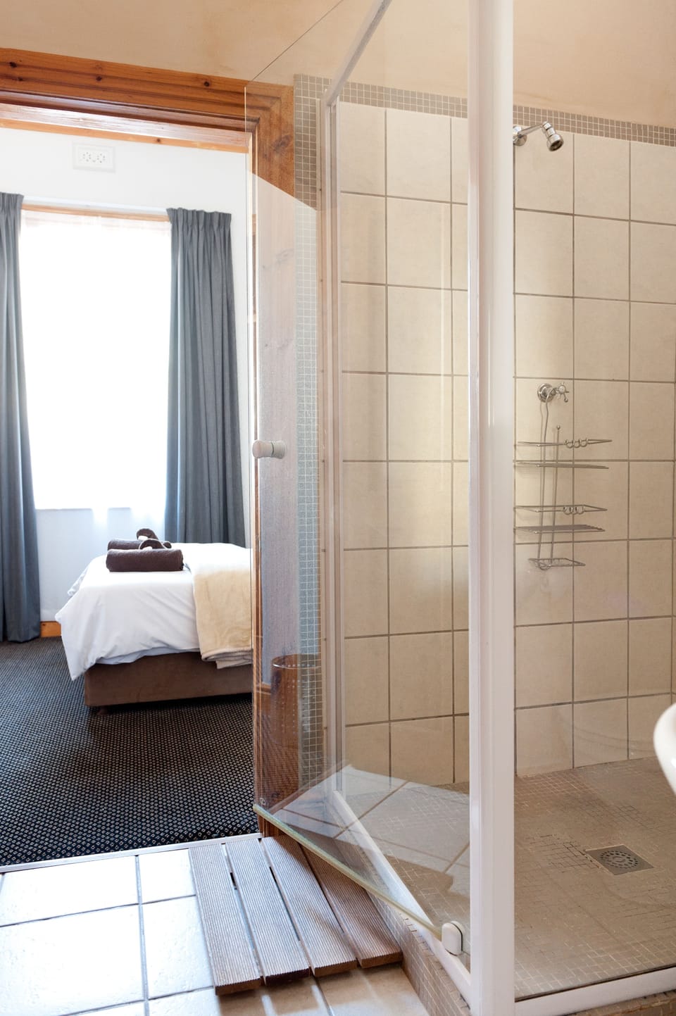 Double Room | Bathroom shower