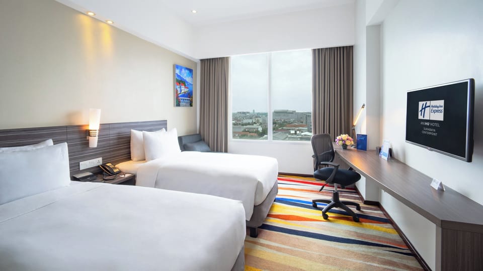 Premium bedding, in-room safe, desk, laptop workspace