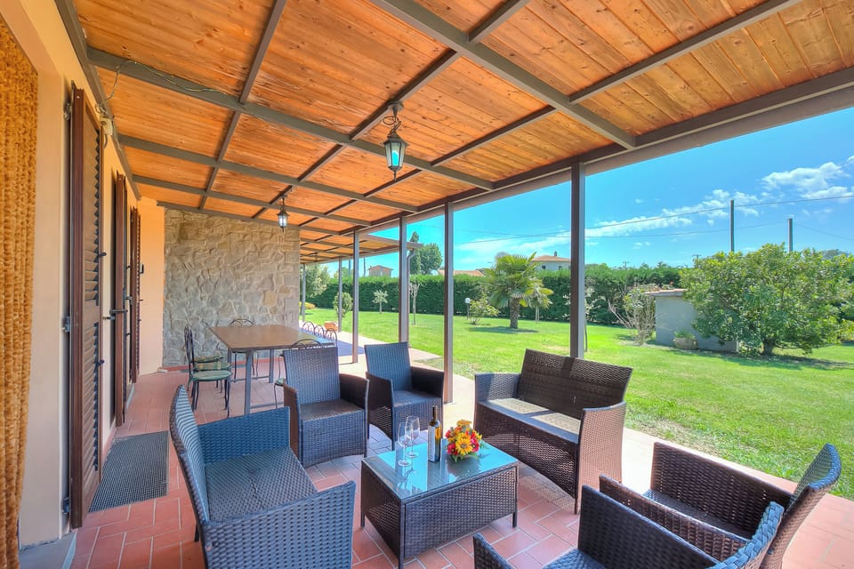 Family Villa, 4 Bedrooms, 2 Bathrooms, Mountainside (Villa San Lorenzo) | Terrace/patio