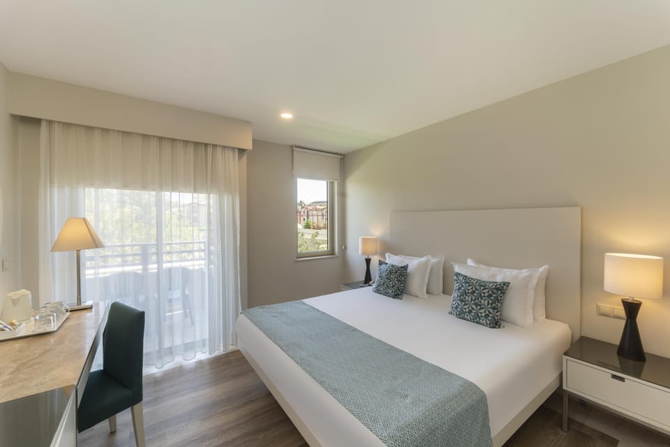 Standard Double or Twin Room | Premium bedding, free minibar, in-room safe, desk