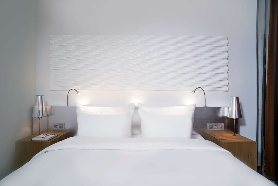 Hypo-allergenic bedding, in-room safe, desk, laptop workspace
