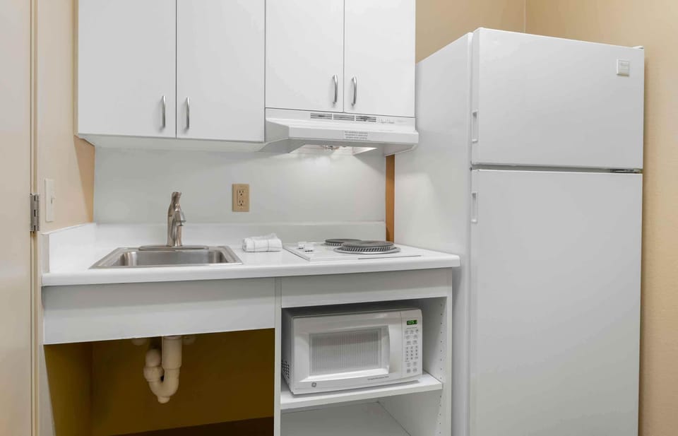 Studio, 1 Queen Bed, Accessible, Non Smoking | Private kitchen | Fridge, microwave, stovetop, coffee/tea maker