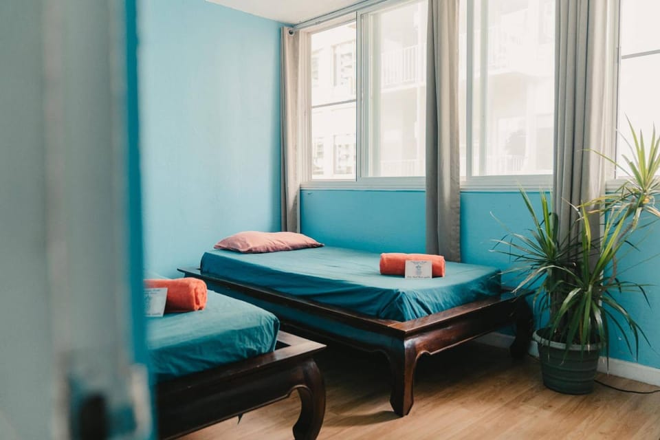 In-room safe, WiFi (free), bed sheets