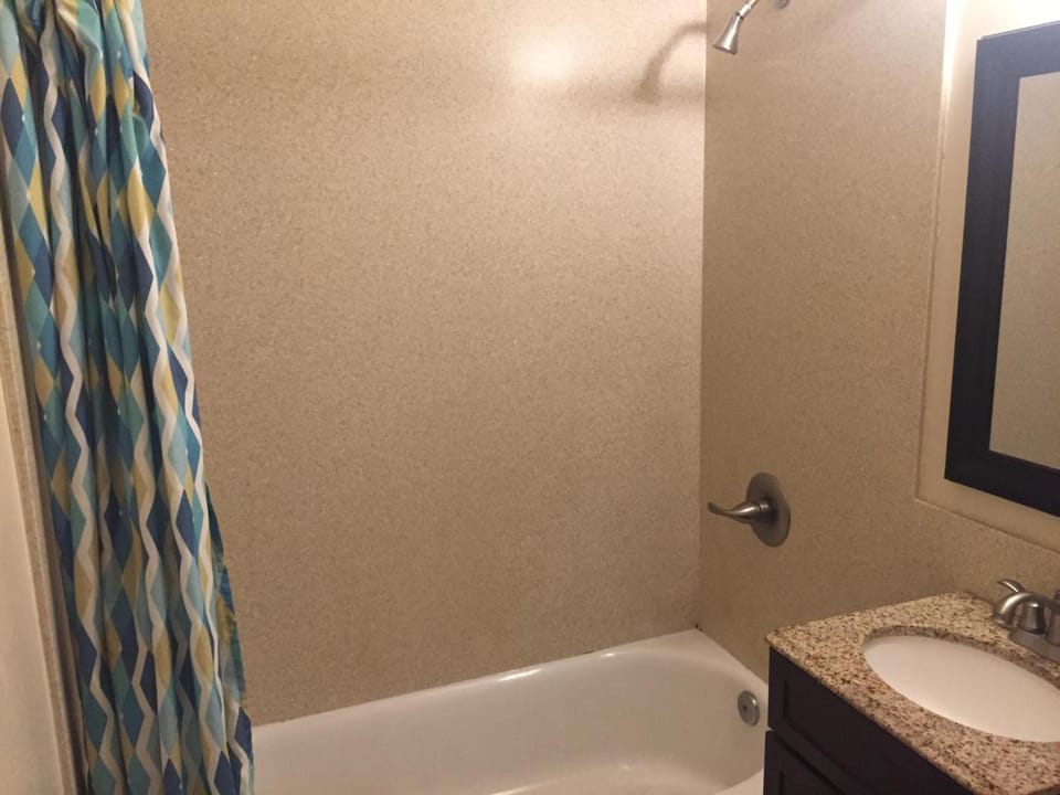 Shower, towels