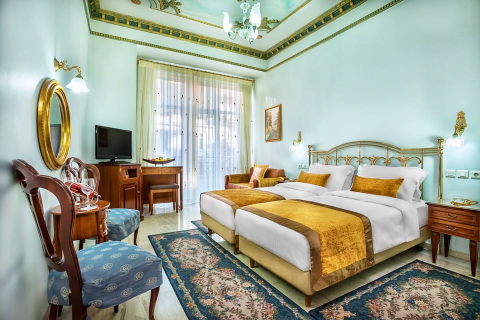 Comfort Room, 2 Twin Beds, City View | Minibar, in-room safe, soundproofing, free WiFi