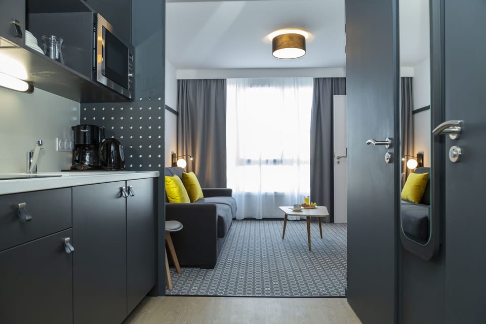 Private kitchenette