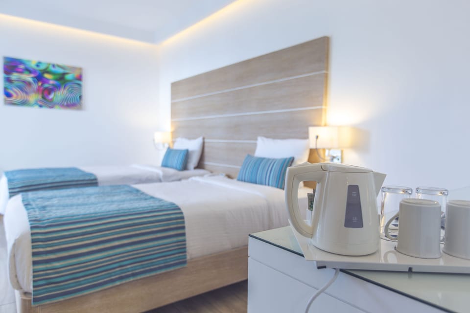Standard Room Garden Or Pool View | Room amenity