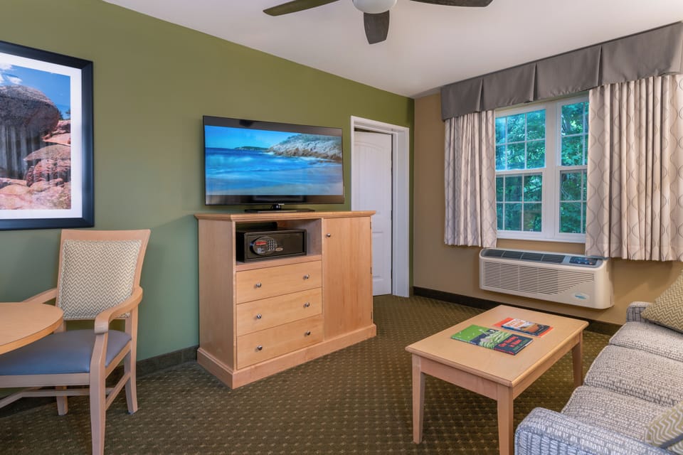 Accessible King Suite | Pillowtop beds, in-room safe, blackout drapes, iron/ironing board