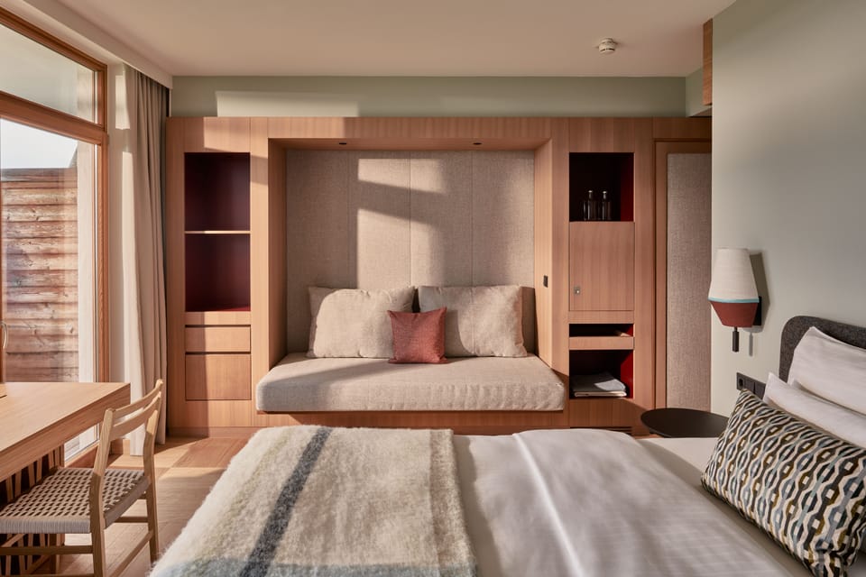 Superior Room, Balcony, Valley View | Minibar, in-room safe, desk, laptop workspace