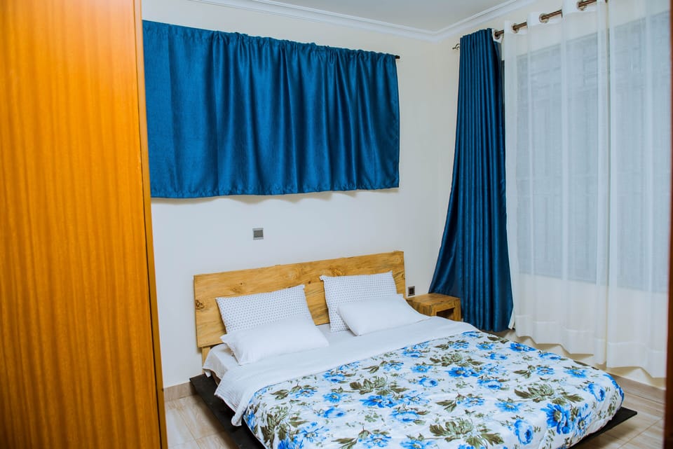 Deluxe Apartment | 2 bedrooms, iron/ironing board, WiFi (free)