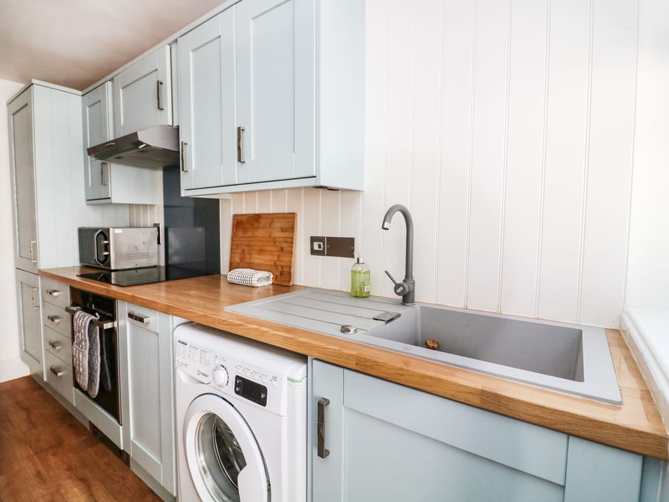 Cottage | Interior