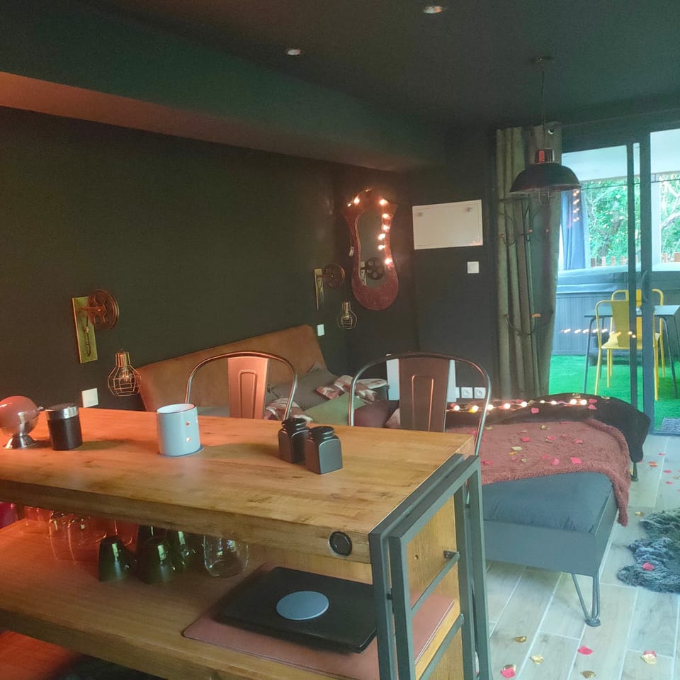 Romantic Room | Living area