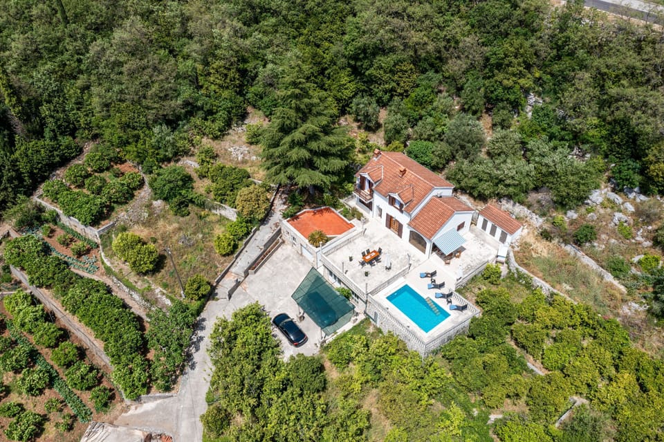 Villa (Three bedroom villa with swimming poo) | Aerial view