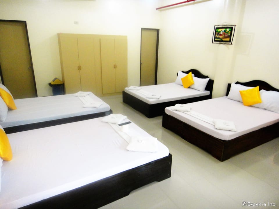 Dormitory | Cribs/infant beds, WiFi (free)
