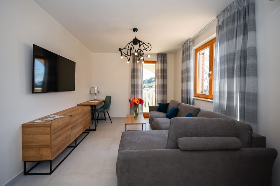 Grand Apartment, 1 Bedroom, Courtyard View | View from room