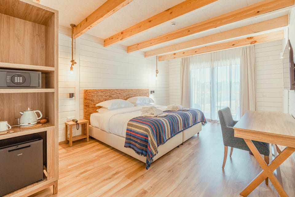 Traditional Double or Twin Room | Minibar, in-room safe, individually decorated, blackout drapes