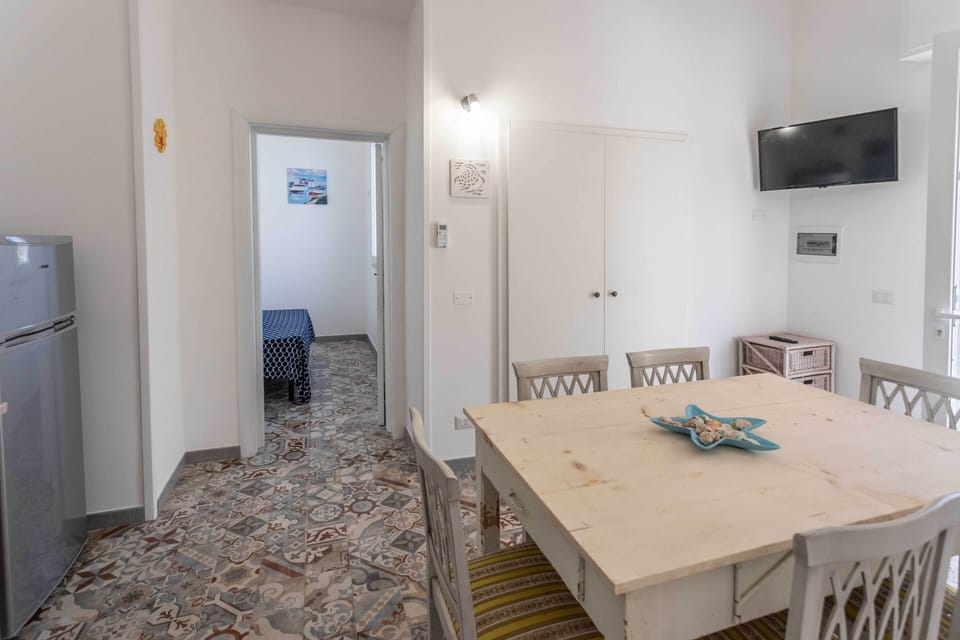 Basic Apartment | Private kitchen