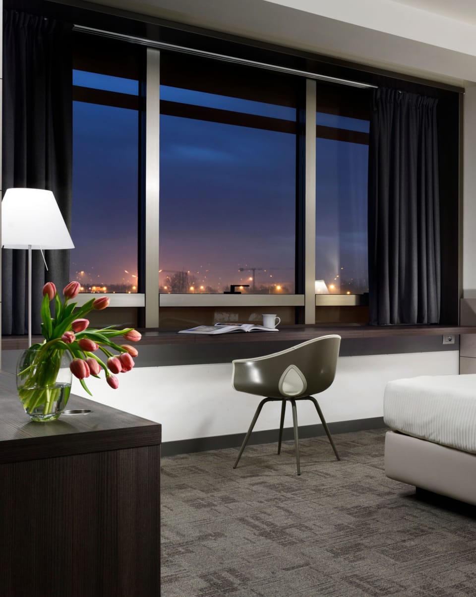 Minibar, in-room safe, individually furnished, desk
