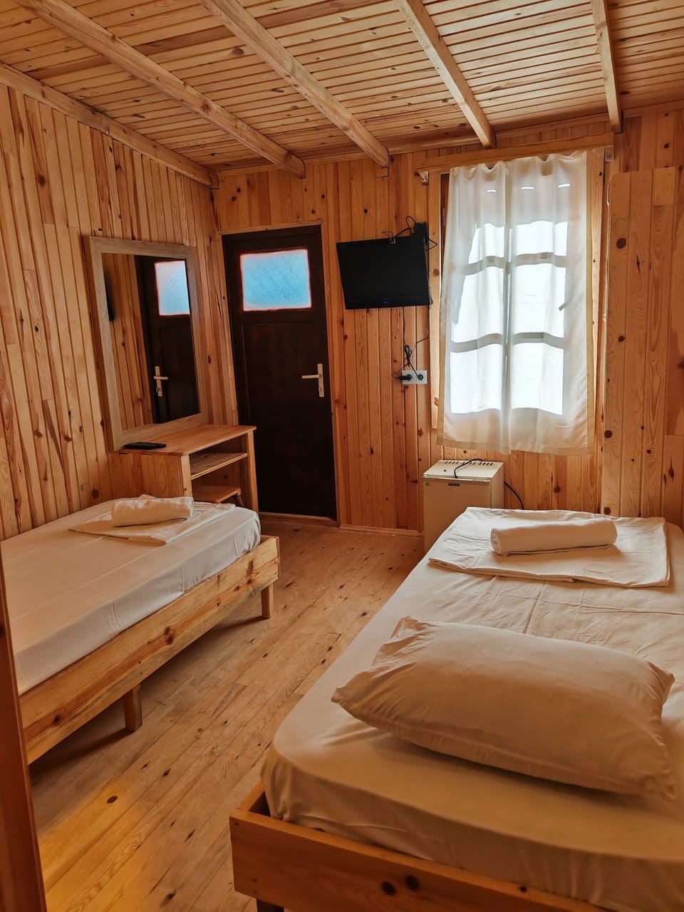 Standard Room | Premium bedding, desk