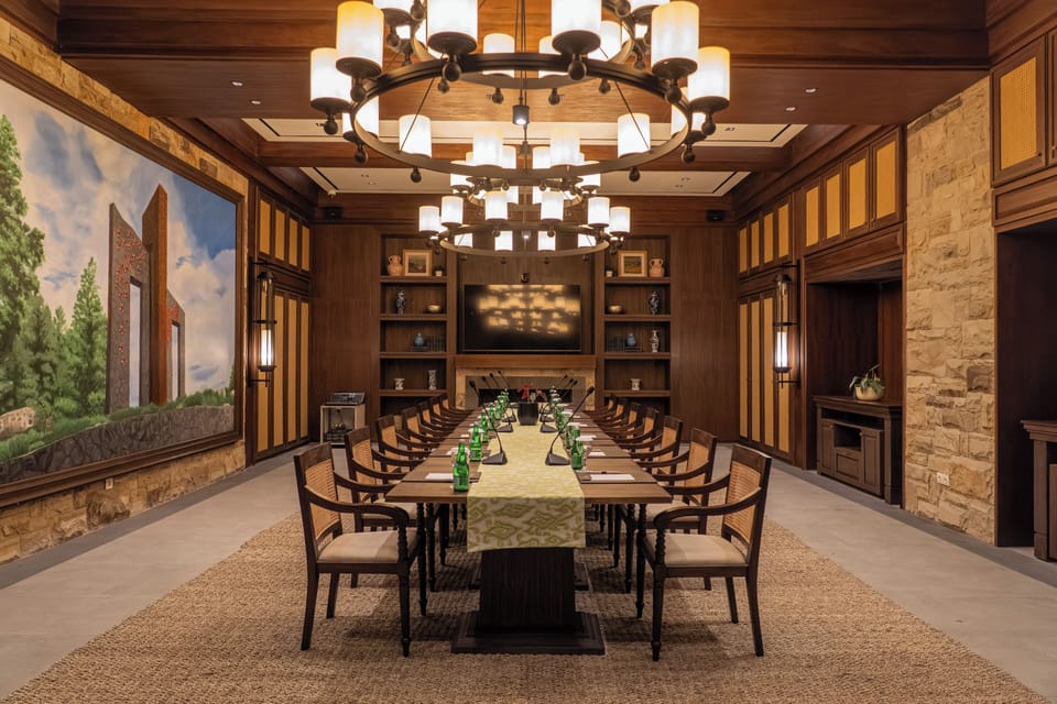 Meeting facility